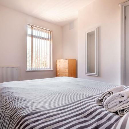 Platform Port Area Apartment 2 With Free Street Parking Kingston upon Hull Exterior photo